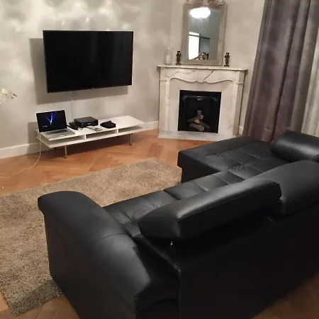 - Luxury Clara
