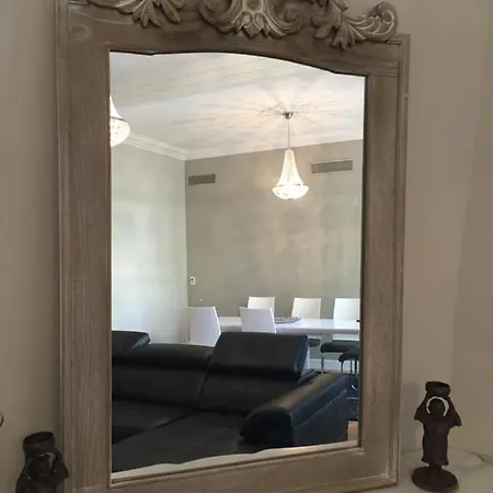 - Luxury Clara カンヌ